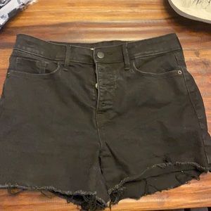 In great condition, old navy jean shorts, size 8